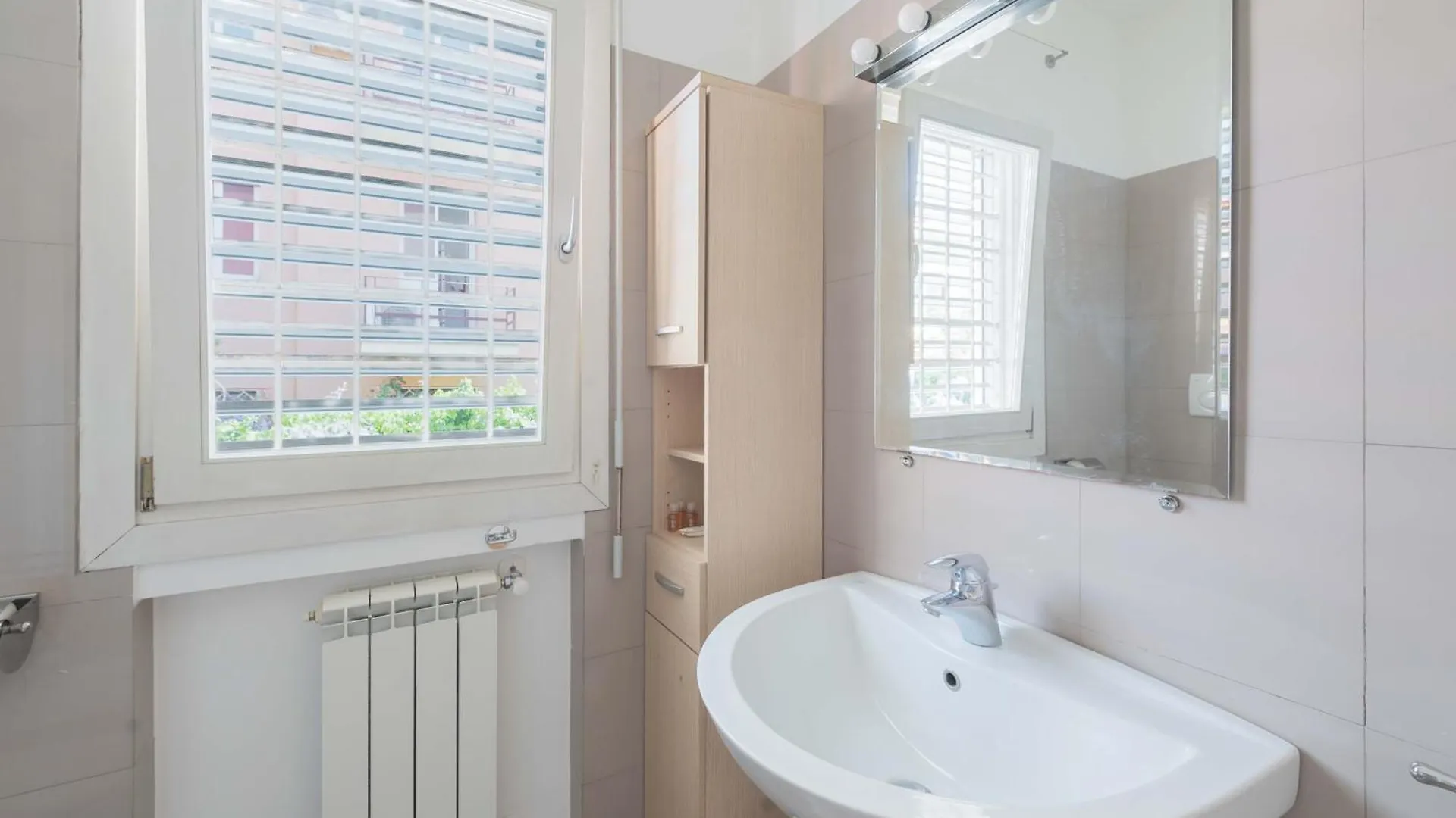 Loverhome Apartment 3 Roma